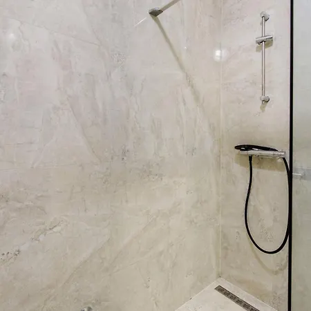 Apartment Dolce Vita With 2 Swimming Pools
