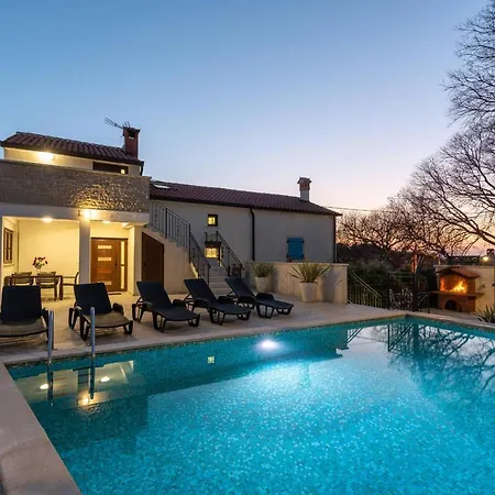 Apartmán Dolce Vita With 2 Swimming Pools