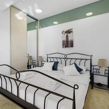 Dolce Vita With 2 Swimming Pools * Poreč