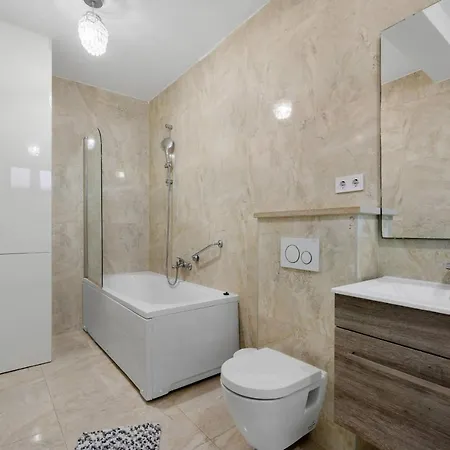 Dolce Vita With 2 Swimming Pools Apartmán *