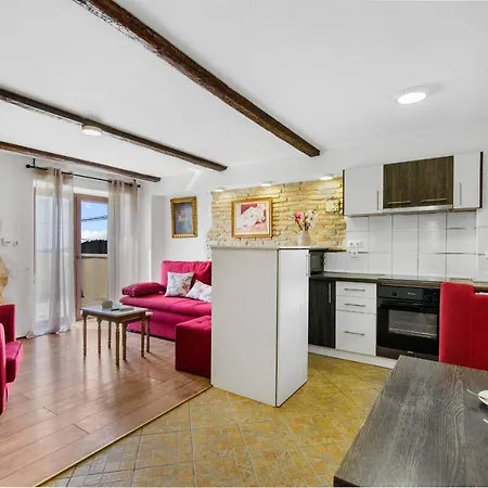 Apartmán Dolce Vita With 2 Swimming Pools Poreč