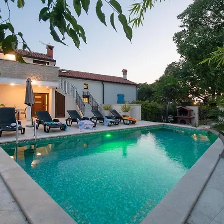 Apartmán Dolce Vita With 2 Swimming Pools Poreč